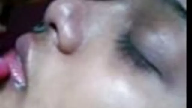 Bedava porno hiçbir kayıt Olgun kıçını sert dövülerek mature seks izle